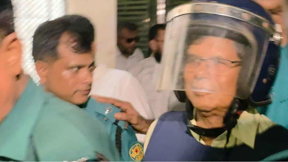 কারাগারে সাবেক সচিব আবু আলম কারাগারে সাবেক সচিব আবু আলম