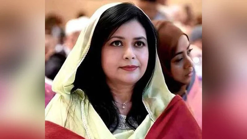 কাল সকালে দেশে আসছেন জুবাইদা রহমান