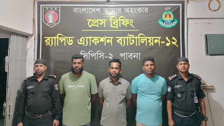 পাবনায় মন্দিরে হামলা, গ্রেফতার ৩ পাবনায় মন্দিরে হামলা, গ্রেফতার ৩