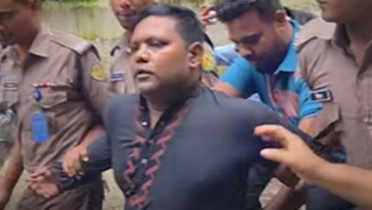 ধানমণ্ডি-৩২ নম্বরে শ্রদ্ধা জানাতে এসে আটক ১