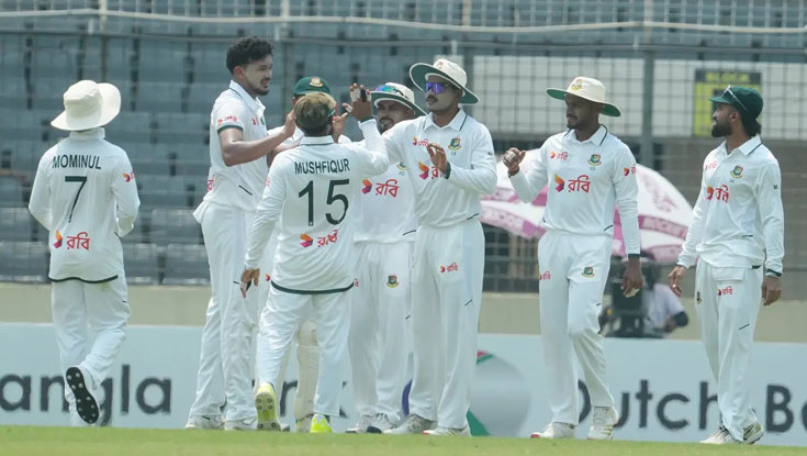 বাংলাদেশকে ম্যাচে ফেরালেন তাসকিন-মিরাজ