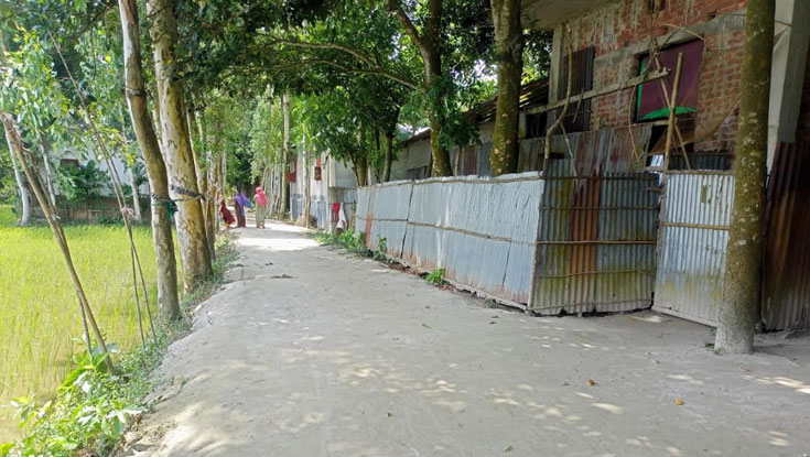 চিলমারীতে গ্রামীণ সড়ক সংস্কার: ৩০ বছরের দুর্ভোগের অবসান