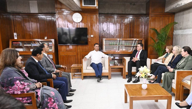 জাপানে জনশক্তি রফতানিতে জোর প্রধানমন্ত্রীর