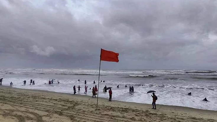 সমুদ্রবন্দরে ৩ নম্বর সতর্কসংকেত