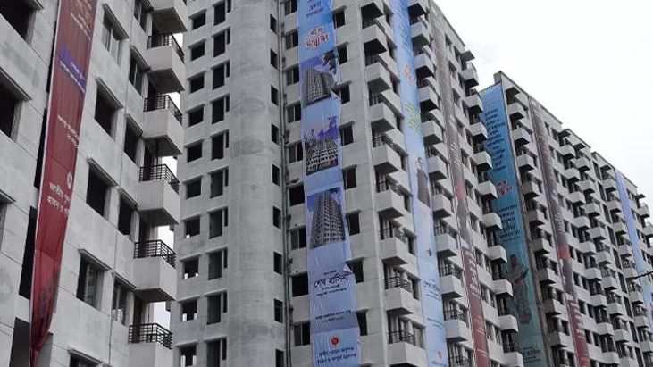 ফ্ল্যাট বিক্রি কমে চাপে নির্মাণশিল্প