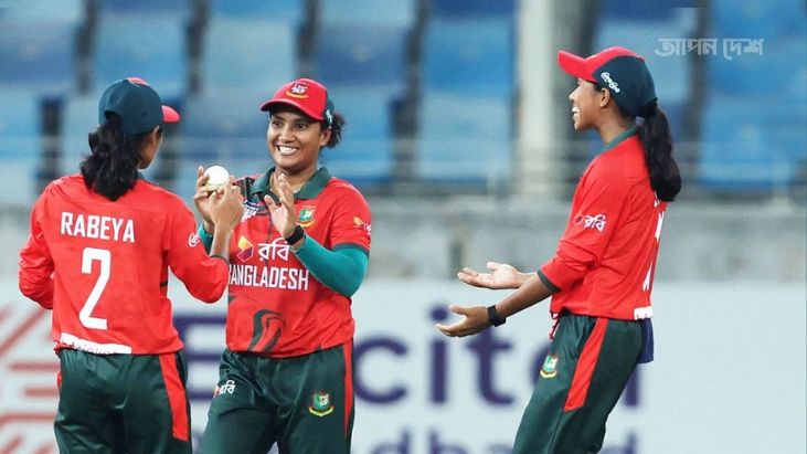 ভারতের মুখোমুখি বাংলাদেশের মেয়েরা