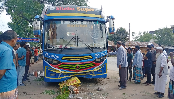 বোদায় সড়ক দুর্ঘটনায় বাসের সুপারভাইজার নিহত