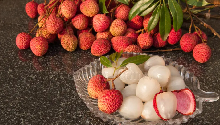 লিচু খাচ্ছেন, হতে পারে যেসব সমস্যা