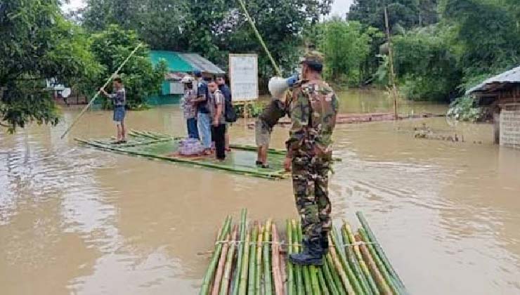 বন্যায় ৫১ জনের মৃত্যু, ক্ষতিগ্রস্ত ১০ লাখ মানুষ