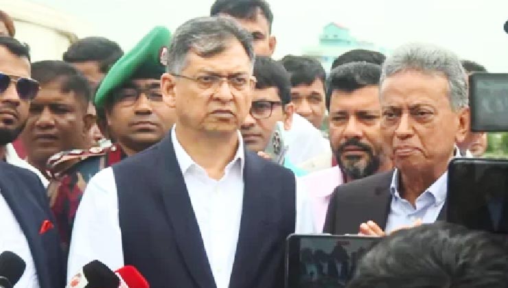 আইনশৃঙ্খলার উন্নতি ছাড়া দেশে নতুন বিনিয়োগ সম্ভব নয়: স্বরাষ্ট্রমন্ত্রী