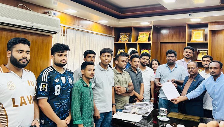 ইবিতে বড় পর্দায় বিশ্বকাপ খেলা দেখানোর দাবি ছাত্রদলের
