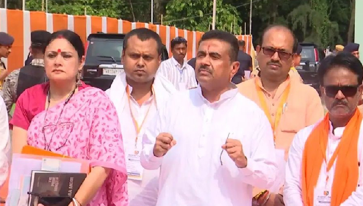 ‘অবৈধ বাংলাদেশিদের’ পশ্চিমবঙ্গ ছাড়ার হুঁশিয়ারি শুভেন্দুর 