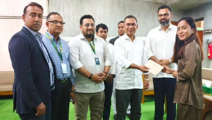 ঋতুপর্ণার ঘর নির্মাণে অনুদান দিলেন প্রধানমন্ত্রী