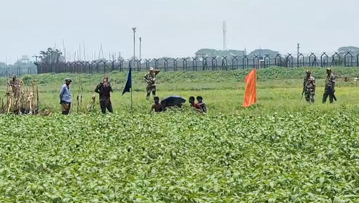 কুড়িগ্রাম সীমান্তে ৯ জনের মানবেতর দিন যাপন