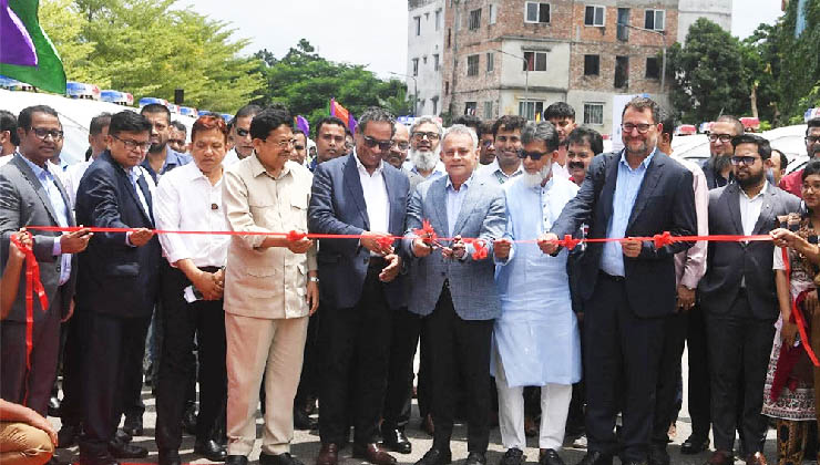 সড়ক দুর্ঘটনা অর্ধেকে নামাতে চায় সরকার: সড়কমন্ত্রী