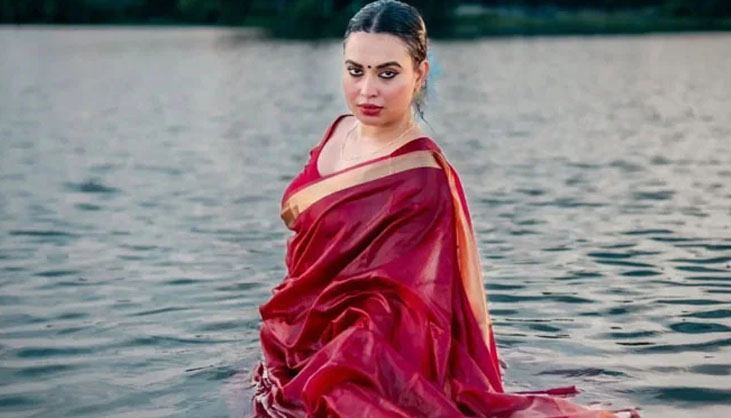 অভিনেত্রী রিধির ঝুলন্ত মরদেহ উদ্ধার