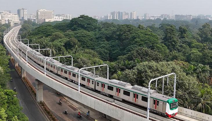 রাতে ২০ মিনিট বাড়ল মেট্রোরেল চলাচল