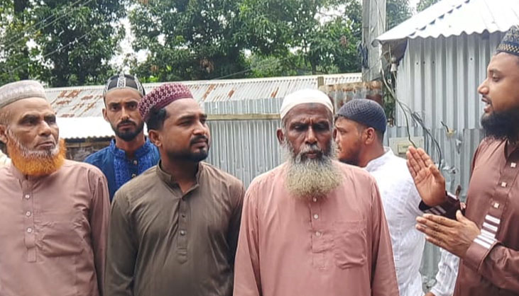 বস্তির মাদক ব্যবসায়ীদের গ্রামবাসীর হুঁশিয়ারি
