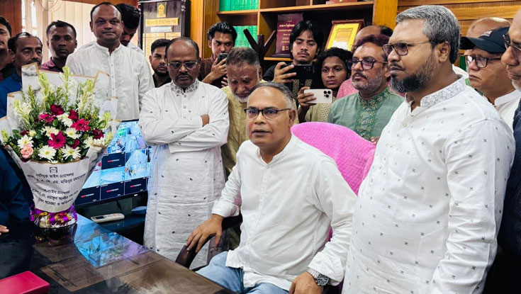 ইবির নবনিযুক্ত উপাচার্যের দায়িত্ব গ্রহণ