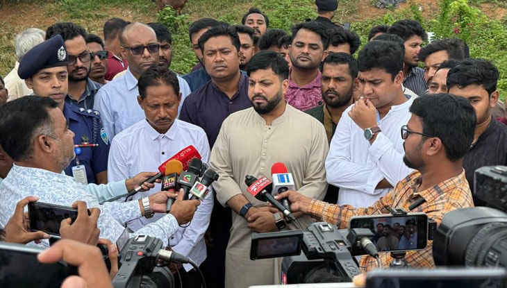 খুনী হাসিনার ফাঁসির দড়ি হাতে নিয়ে বসে আছি: ইশরাক