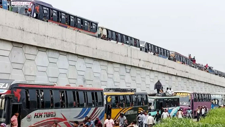 যমুনা সেতুতে একাধিক যানবাহন বিকল, মহাসড়কে যানজট