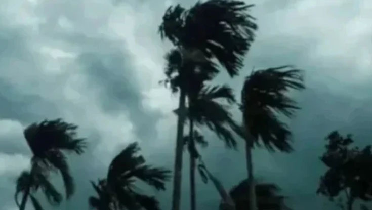 দুপুরের মধ্যে ১৪ জেলায় ঝড়-বৃষ্টির আভাস