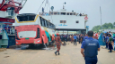 দৌলতদিয়ায় ডুবে যাওয়া বাস আড়াই ঘণ্টা পর উদ্ধার 