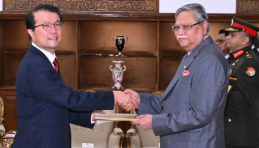 বিনিয়োগ বাড়াতে দক্ষিণ কোরিয়ার প্রতি রাষ্ট্রপতির আহবান