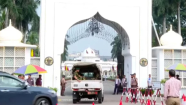 রাষ্ট্রপতির শপথ অনুষ্ঠানে আসছেন অতিথিরা রাষ্ট্রপতির শপথ অনুষ্ঠানে আসছেন অতিথিরা
