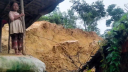 ফের পাহাড় ধস, প্রাণ হারাল রোহিঙ্গা শিশু ফের পাহাড় ধস, প্রাণ হারাল রোহিঙ্গা শিশু