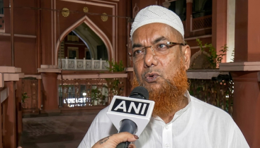পশ্চিমবঙ্গে গরু কুরবানি না দেয়ার আহবান নাখোদা মসজিদের ইমামের