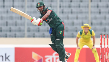 ম্যাচসেরা হয়ে প্রত্যাবর্তন রাঙালেন মোসাদ্দেক ম্যাচসেরা হয়ে প্রত্যাবর্তন রাঙালেন মোসাদ্দেক