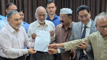 রাষ্ট্রপতি পদে মির্জা ফখরুলের মনোনয়নপত্র জমা রাষ্ট্রপতি পদে মির্জা ফখরুলের মনোনয়নপত্র জমা