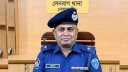 আ.লীগ সমর্থকের বাড়িতে ভূরিভোজ, ওসি প্রত্যাহার আ.লীগ সমর্থকের বাড়িতে ভূরিভোজ, ওসি প্রত্যাহার