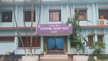 নোয়াখালীতে আবাসিক হোটেলে ডিবির অভিযান, আটক ১৪