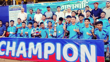 ফুটবলারদের উন্নয়নে সহযোগিতা করা হবে: দীপেন দেওয়ান ফুটবলারদের উন্নয়নে সহযোগিতা করা হবে: দীপেন দেওয়ান