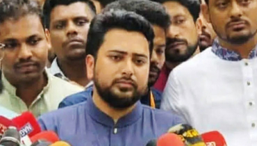 সরকার সন্ত্রাসের পথে হাঁটলে জনগণ প্রতিরোধের পথে হাঁটবে: নাহিদ ইসলাম সরকার সন্ত্রাসের পথে হাঁটলে জনগণ প্রতিরোধের পথে হাঁটবে: নাহিদ ইসলাম