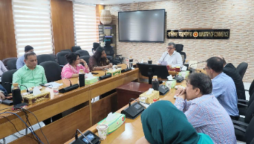 সরকারি সিদ্ধান্ত বাস্তবায়নে জবাবদিহিতা নিশ্চিত করতে হবে: বাণিজ্য সচিব
