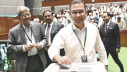 মির্জা ফখরুলকে সঙ্গে নিয়ে ভোট দিলেন প্রধানমন্ত্রী মির্জা ফখরুলকে সঙ্গে নিয়ে ভোট দিলেন প্রধানমন্ত্রী
