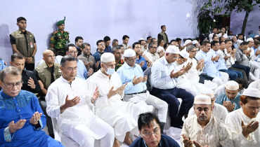 শশুড়ের শাহাদতবার্ষিকীর দোয়া মাহফিলে প্রধানমন্ত্রী শশুড়ের শাহাদতবার্ষিকীর দোয়া মাহফিলে প্রধানমন্ত্রী