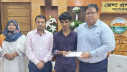 জেলা প্রশাসনের সহায়তা পেলো সেই এইচএসসি পরীক্ষার্থী জেলা প্রশাসনের সহায়তা পেলো সেই এইচএসসি পরীক্ষার্থী
