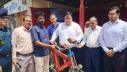 সাজাপ্রাপ্ত ব্যক্তিদের পুনর্বাসনে সেলাই মেশিন-ভ্যানগাড়ি বিতরণ সাজাপ্রাপ্ত ব্যক্তিদের পুনর্বাসনে সেলাই মেশিন-ভ্যানগাড়ি বিতরণ
