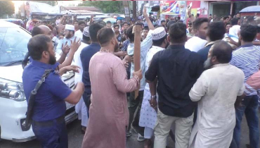 গণঅধিকার পরিষদ-জামায়াতের সংঘর্ষ, আমির হামজাসহ আহত ১০ গণঅধিকার পরিষদ-জামায়াতের সংঘর্ষ, আমির হামজাসহ আহত ১০