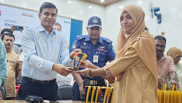 শিক্ষার্থীদের ভালো মানুষ হওয়ার পরামর্শ পানিসম্পদ প্রতিমন্ত্রীর শিক্ষার্থীদের ভালো মানুষ হওয়ার পরামর্শ পানিসম্পদ প্রতিমন্ত্রীর