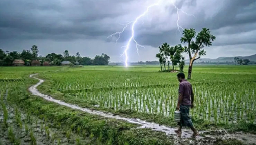 বজ্রপাতে চার জেলায় ৬ জনের মৃত্যু