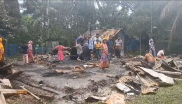 বড় ভাইয়ের সঙ্গে বিরোধ, ছোট ভাইয়ের বাড়িতে আগুন