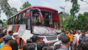 বাস-মোটরসাইকেল মুখোমুখি সংঘর্ষে নিহত ৫ বাস-মোটরসাইকেল মুখোমুখি সংঘর্ষে নিহত ৫
