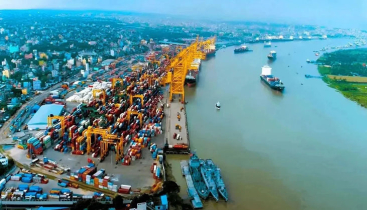৪১ হাজার টন ডিজেল নিয়ে চট্টগ্রাম বন্দরে জাহাজ