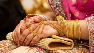 কমলো স্বর্ণ-রুপার দাম, আজ থেকেই কার্যকর কমলো স্বর্ণ-রুপার দাম, আজ থেকেই কার্যকর
