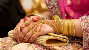 স্বর্ণের দামে বড় লাফ, আজ থেকেই কার্যকর স্বর্ণের দামে বড় লাফ, আজ থেকেই কার্যকর